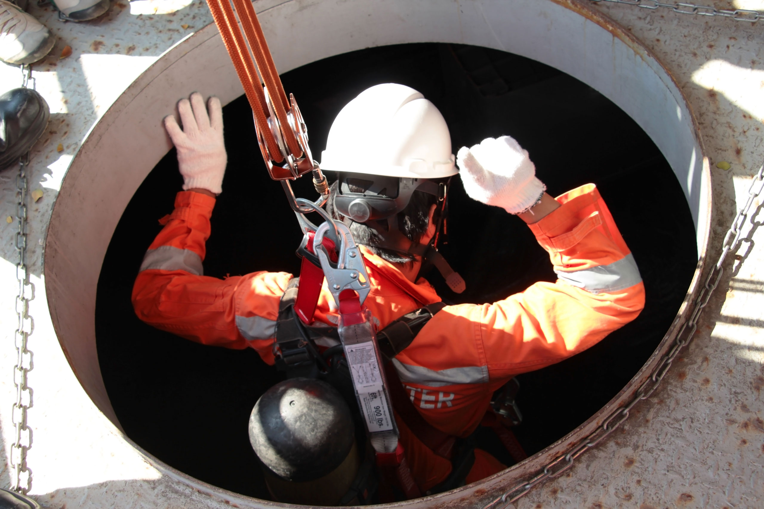 confined space rescue team perth